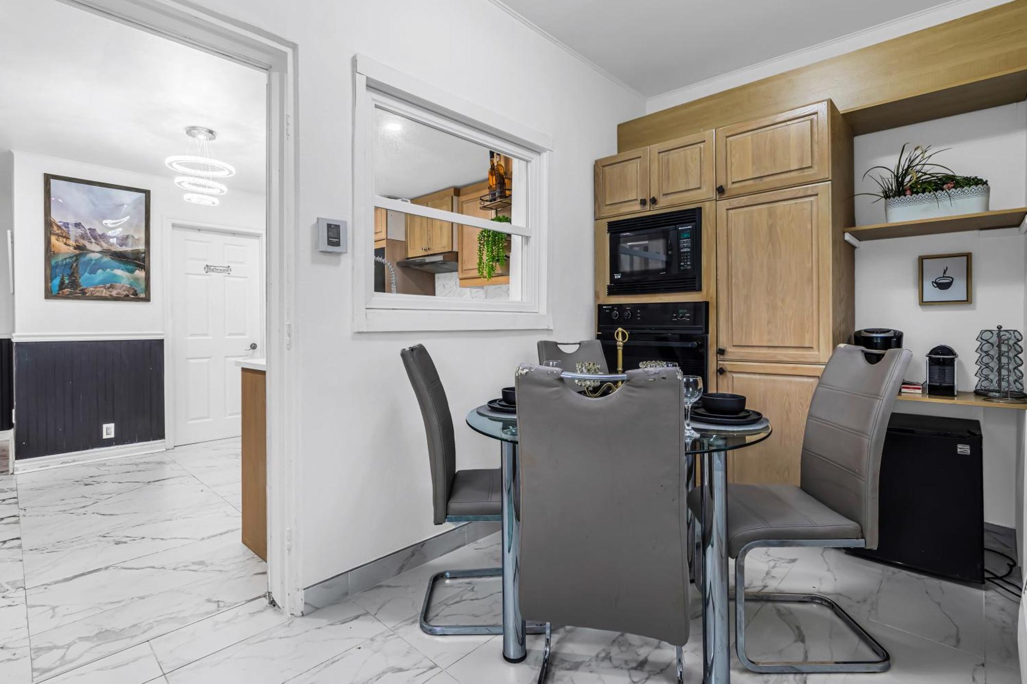 Beautiful 2 Bdr South Shore Montreal Longueuil Exterior photo